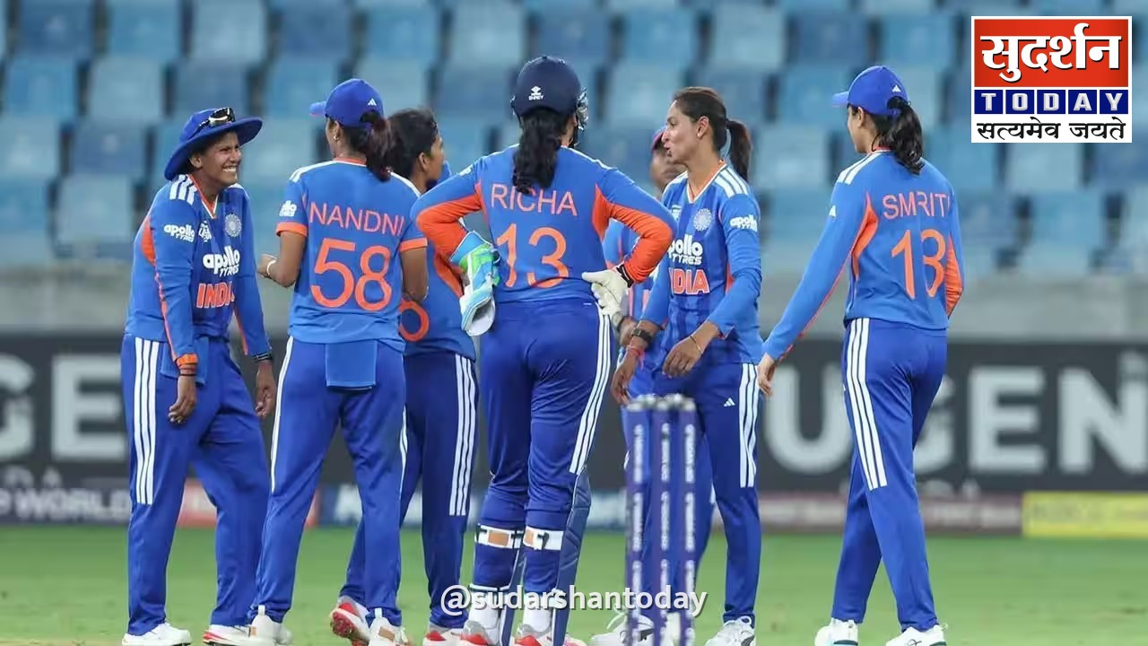 महिला एशिया कप फाइनल: खिताबी जंग में श्रीलंका से बदला लेने उतरेगी टीम इंडिया महिला एशिया कप फाइनल: खिताबी जंग में श्रीलंका से बदला लेने उतरेगी टीम इंडिया