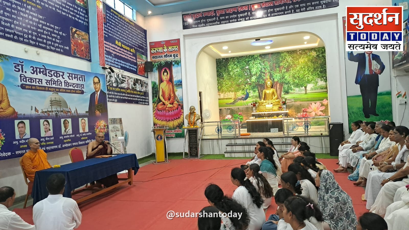 बुद्ध मोक्षदाता नहीं, मार्गदाता हैं : पूज्य भंते शुभमचित्त बुद्ध मोक्षदाता नहीं, मार्गदाता हैं : पूज्य भंते शुभमचित्त