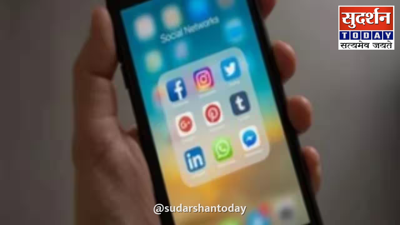सोशल मीडिया की लत पर दिल्ली हाईकोर्ट सख्त, केंद्र सरकार से मांगा जवाब