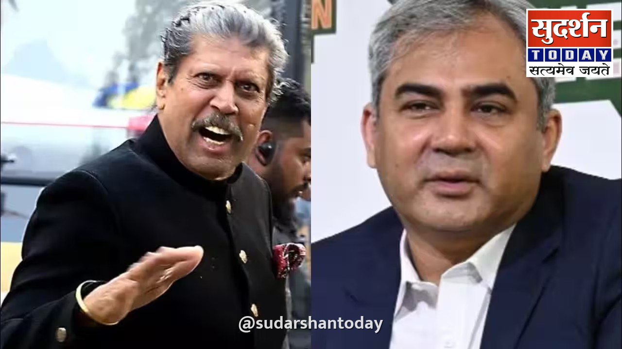 एशिया कप ट्रॉफी विवाद: कपिल देव ने मोहसिन नकवी पर कसा तंज, दिया ये मजेदार जवाब एशिया कप ट्रॉफी विवाद: कपिल देव ने मोहसिन नकवी पर कसा तंज, दिया ये मजेदार जवाब
