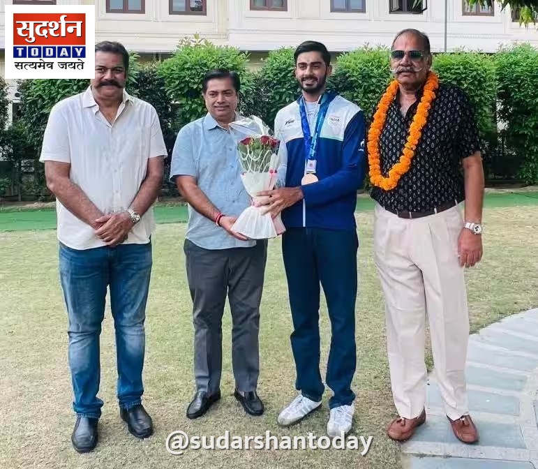 एशियाई खेलों के पदक विजेता अनंतजीत सिंह नरुका का जयपुर में भव्य सम्मान