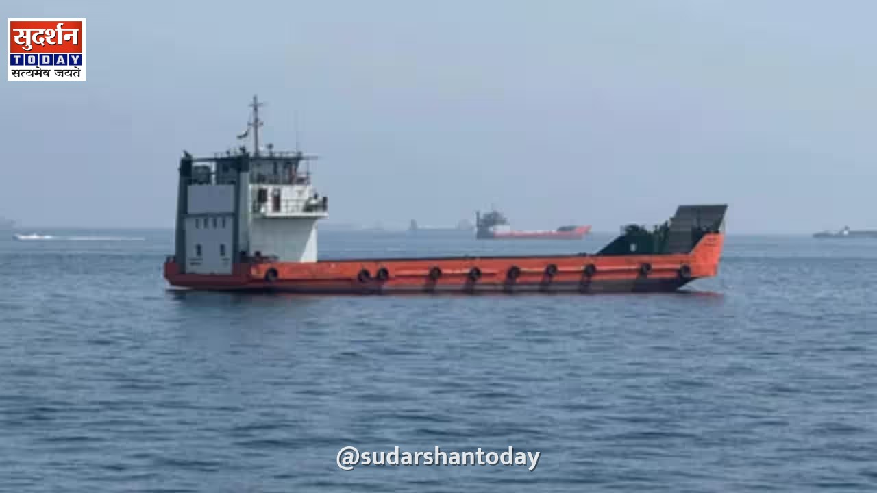 सोमालिया तट के पास हाईजैक हुए टैंकर पर हमला: पांच नाविकों की मौत, एक भारतीय भी शामिल सोमालिया तट के पास हाईजैक हुए टैंकर पर हमला: पांच नाविकों की मौत, एक भारतीय भी शामिल